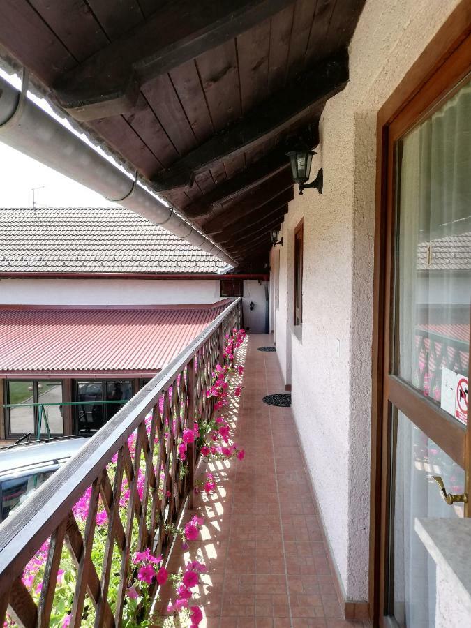 Hotel T.S.G. Simanovic Klinca Sela Exterior foto